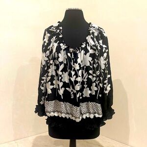 TAIFUN Black & White Long Sleeve Blouse with Ruched Hem & Cuffs (M). NWOT